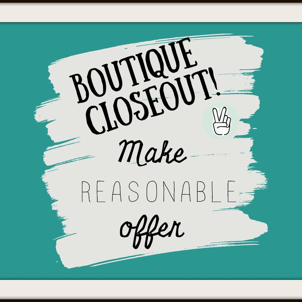 Boutique Closing